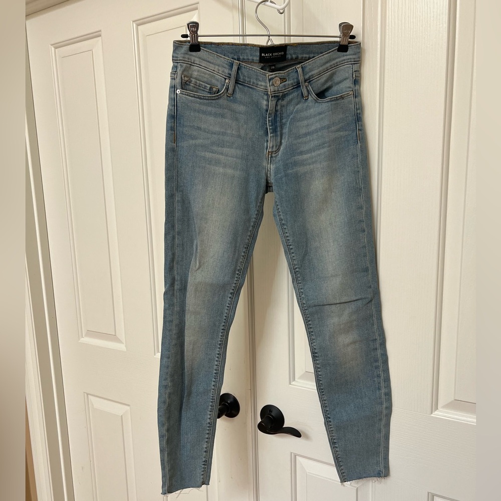 Black Orchid Noah Ankle Fray Jeans